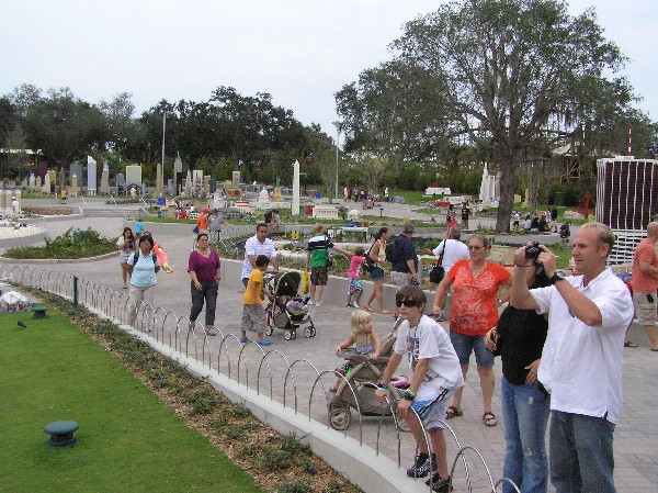 miniland-931.jpg