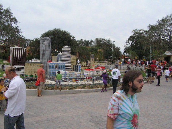 miniland-933.jpg