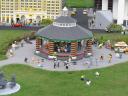 miniland-832.jpg