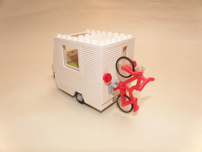 caravan-03.jpg
