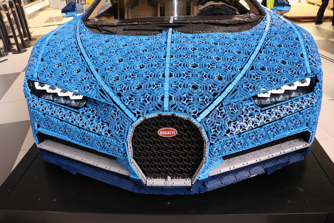 08-bugatti.jpg