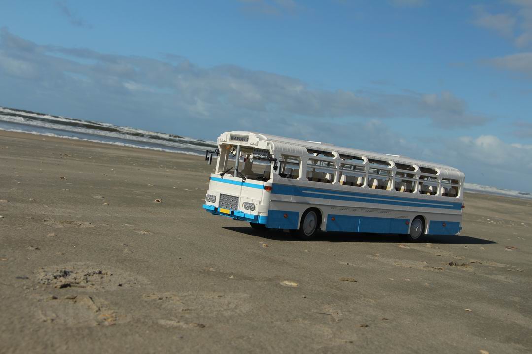 02-bus_sd11.jpg