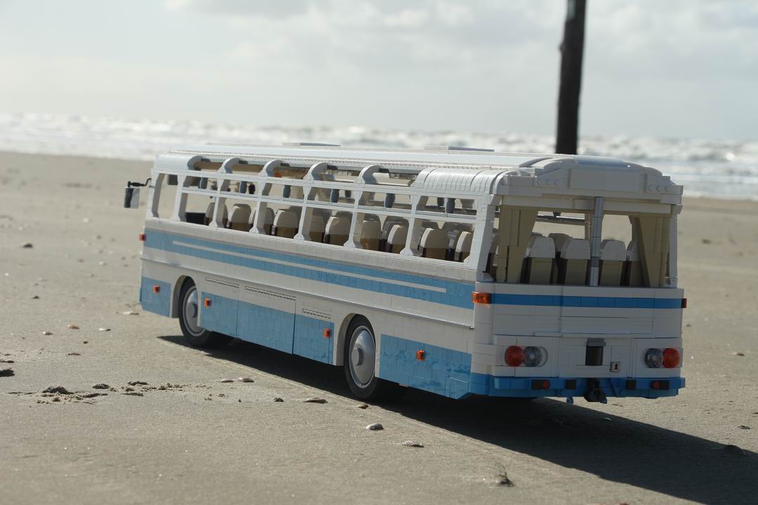 03-bus_sd11.jpg