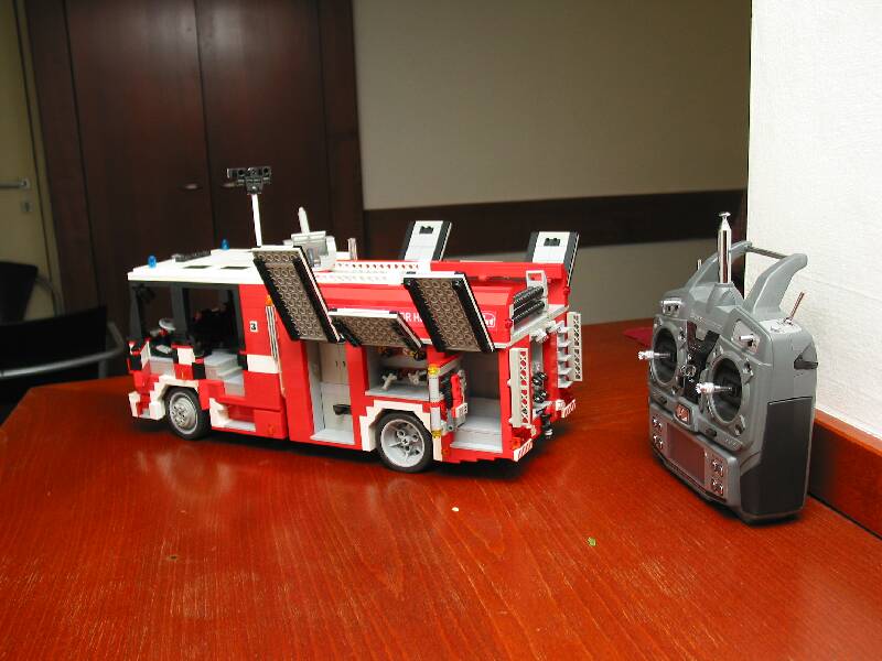 36-dennis-exhibition.jpg