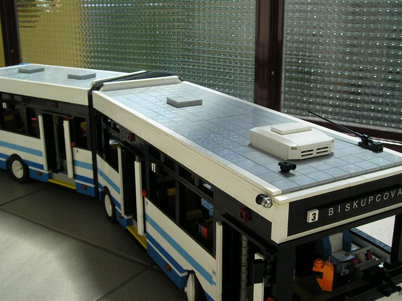 032-roof.jpg