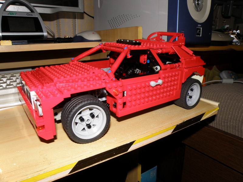 lancia-12.jpg