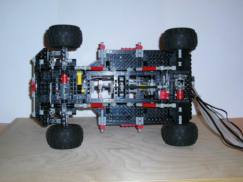 max2-04-chassis.jpg