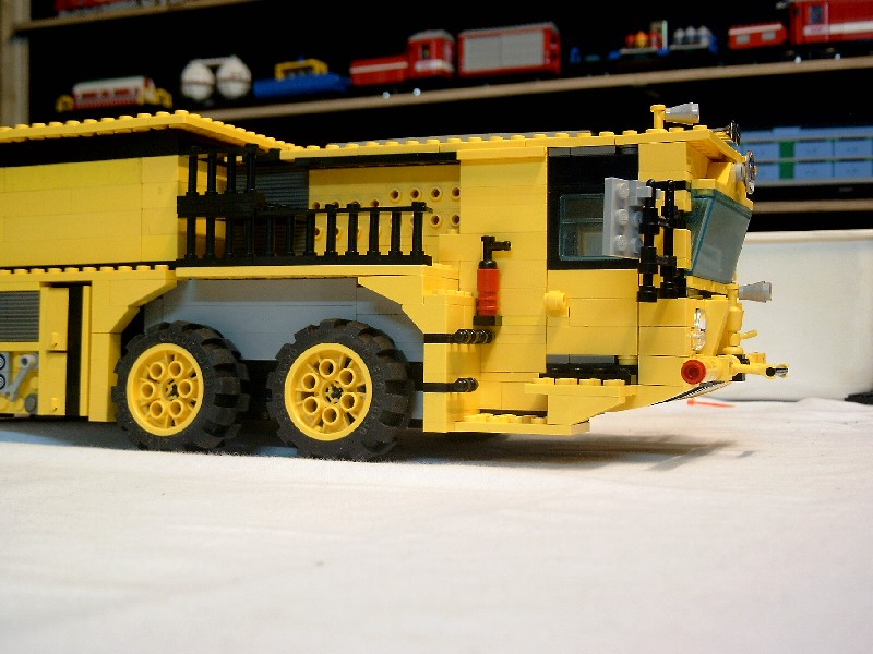 002_truck.jpg