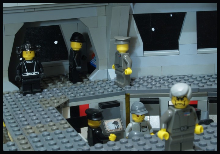 star_destroyer_bribge_05_small.jpg