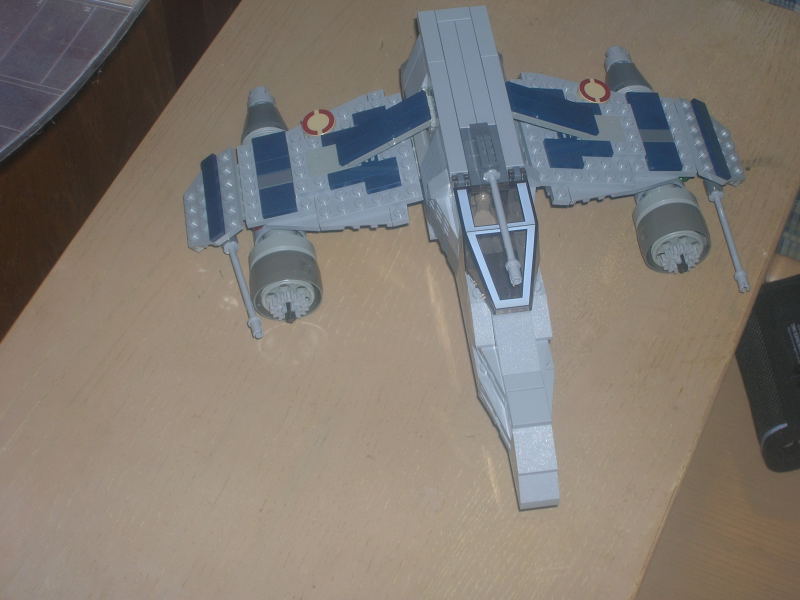 new_republic_e-wing_1.jpg