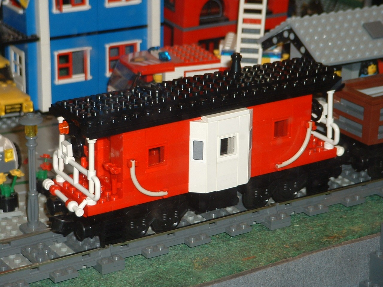 bay_window_caboose_2.jpg