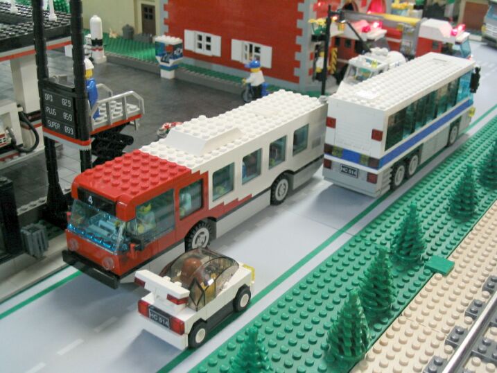 buses.jpg