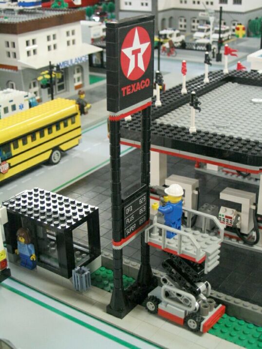 texaco-sign.jpg