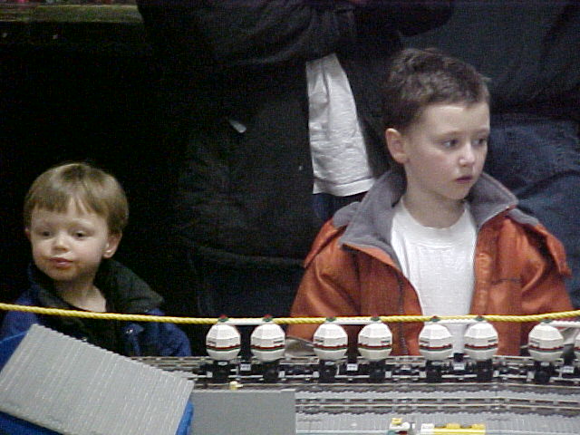 fans-2.jpg