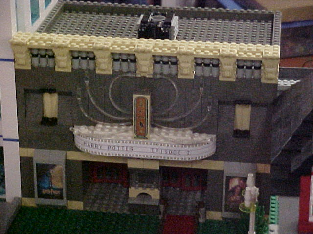 michel-theater-1.jpg