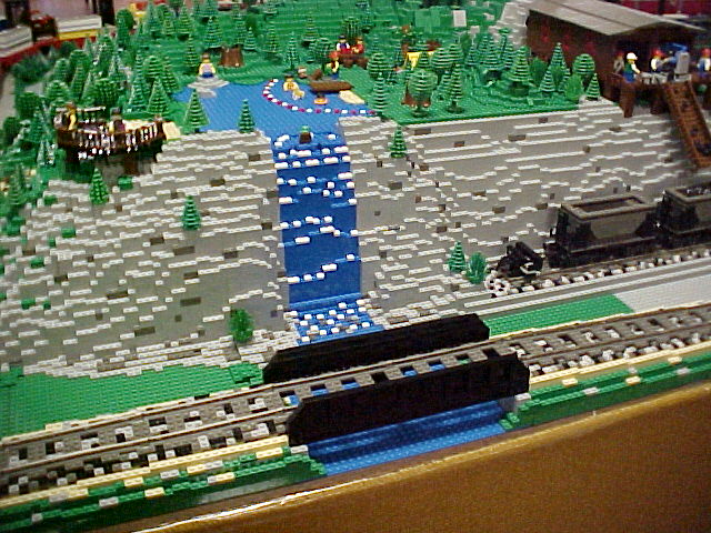 mountail_fall_bridge.jpg