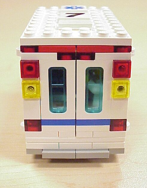 ambulance-04.jpg