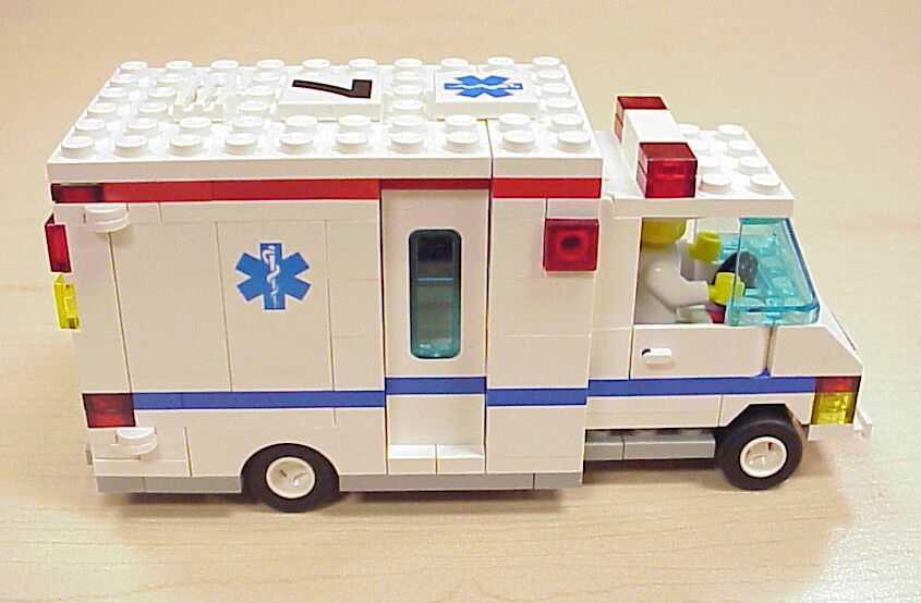 ambulance-06.jpg