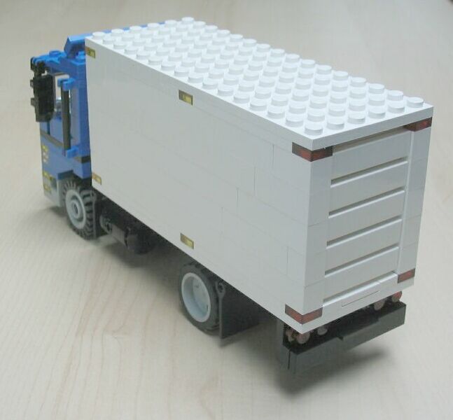 delivery-truck-2-3.jpg