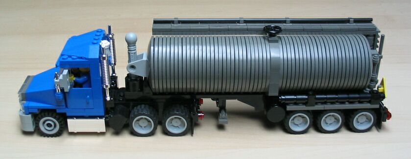 semi-tanker-2.jpg