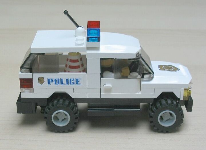police-suv-5.jpg
