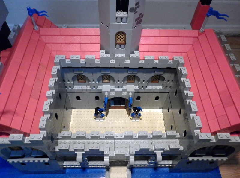 b_courtyard.jpg