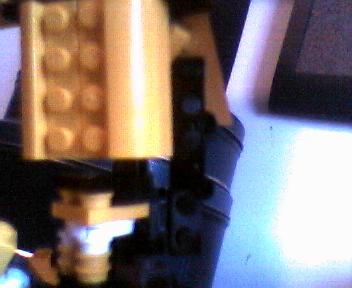 yellowbot011.jpg
