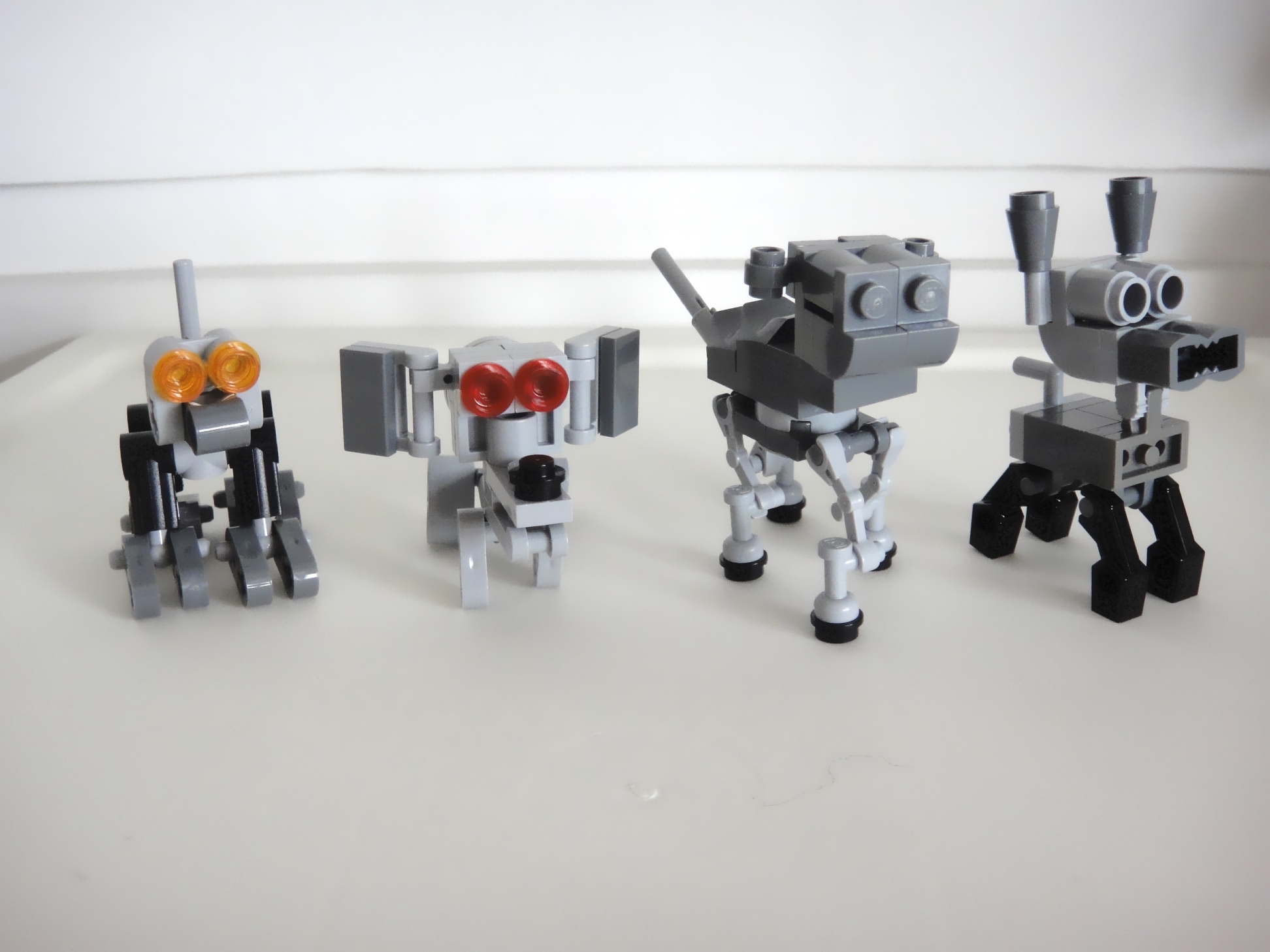 lego_moc_robdoggies_01.jpg