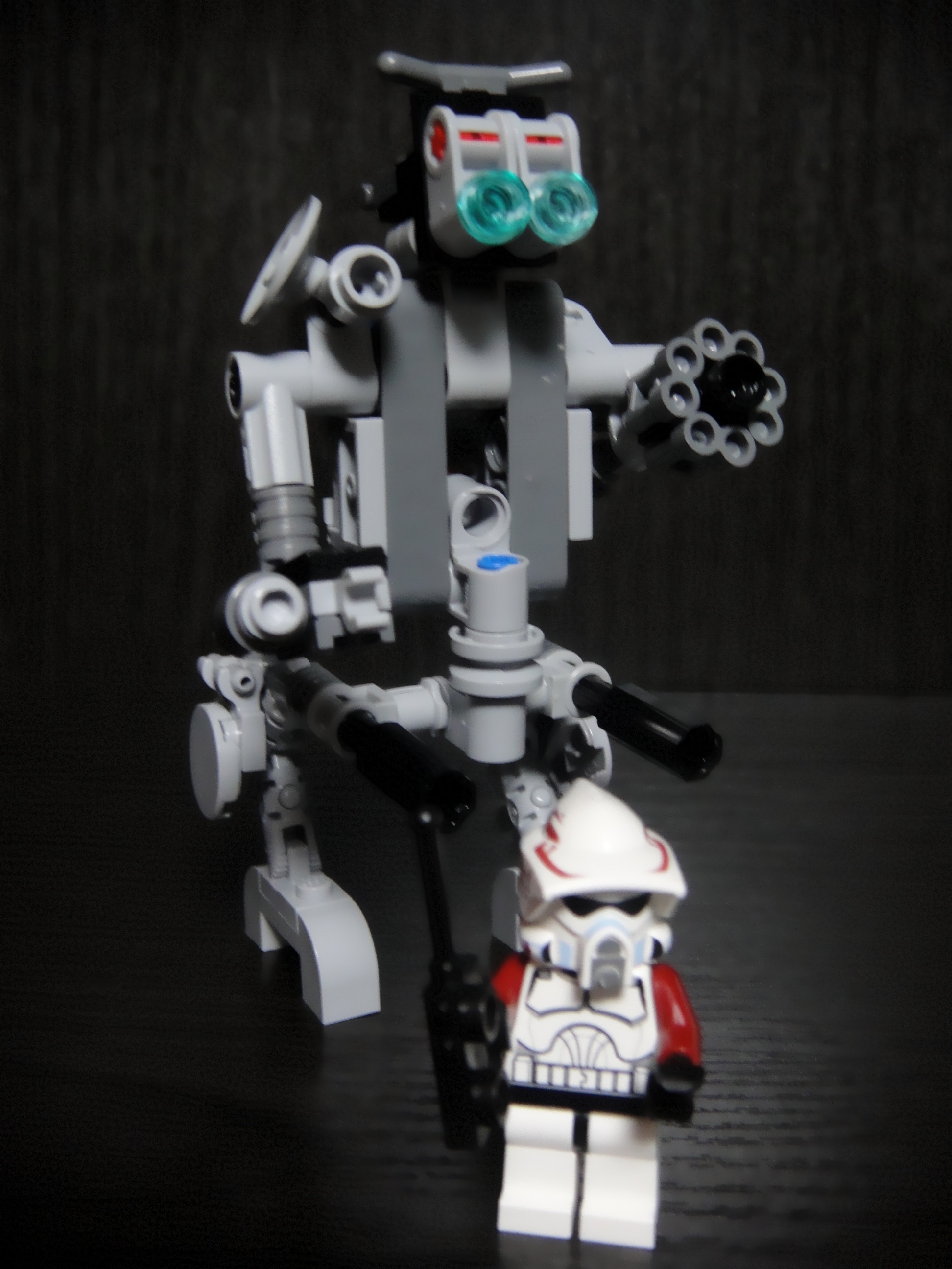 moc_steel_striker_mkii_06_robot_mode.jpg