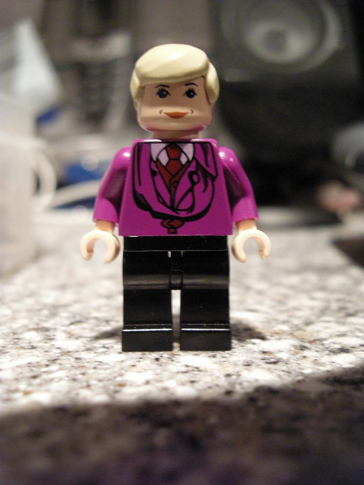 hilary_clinton_lego.jpg