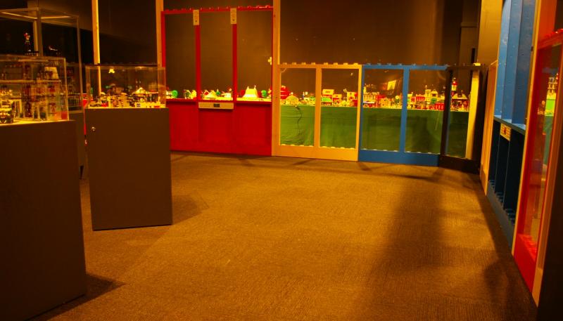 display1.jpg