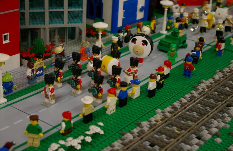 parade2.jpg
