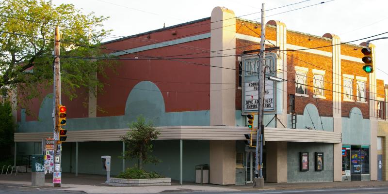 zoxford_theater.jpg
