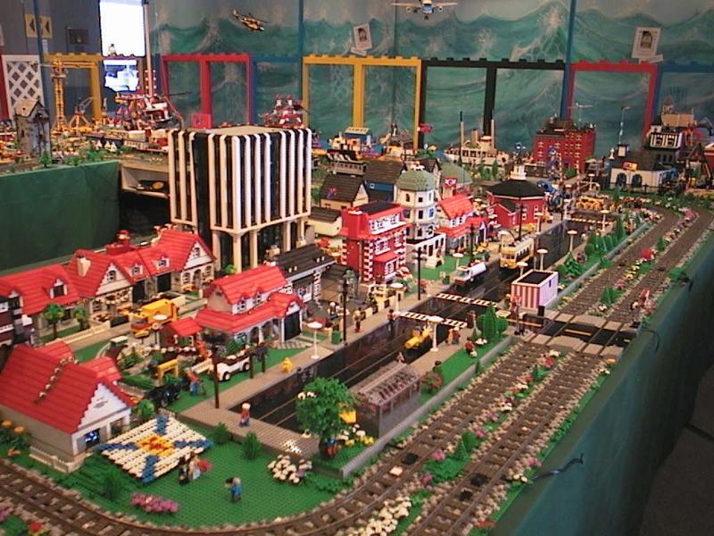 mainstreet3.jpg