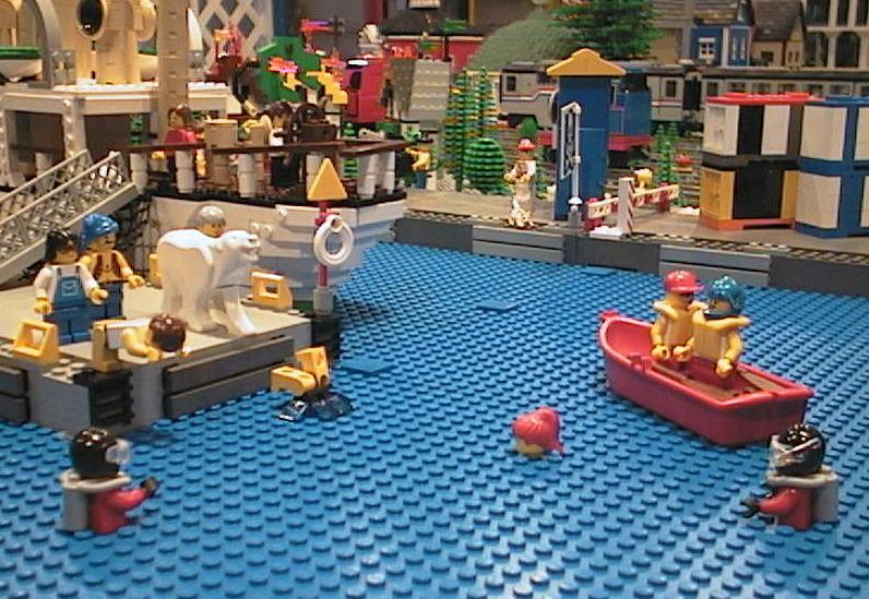 polar_bear_swim03.jpg