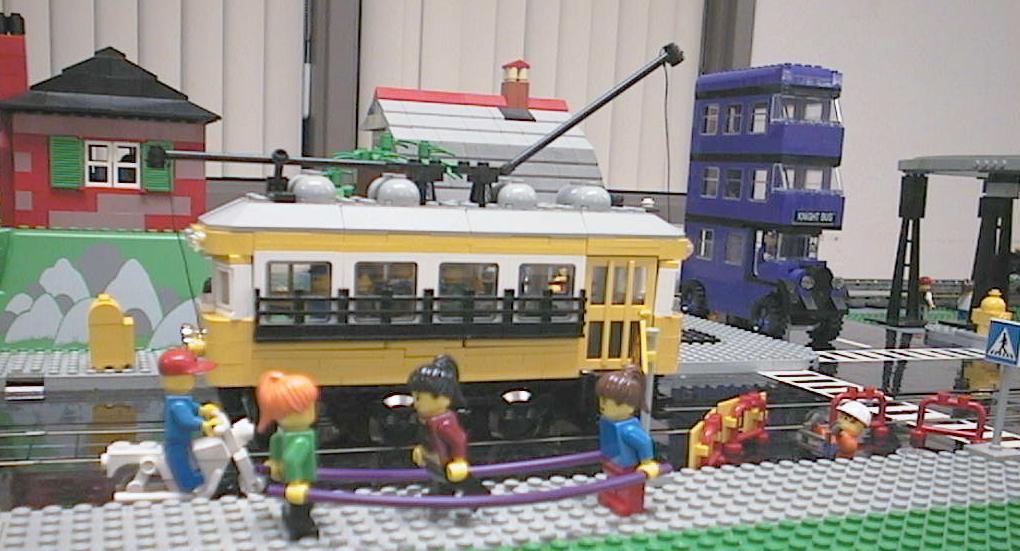 trolley.jpg