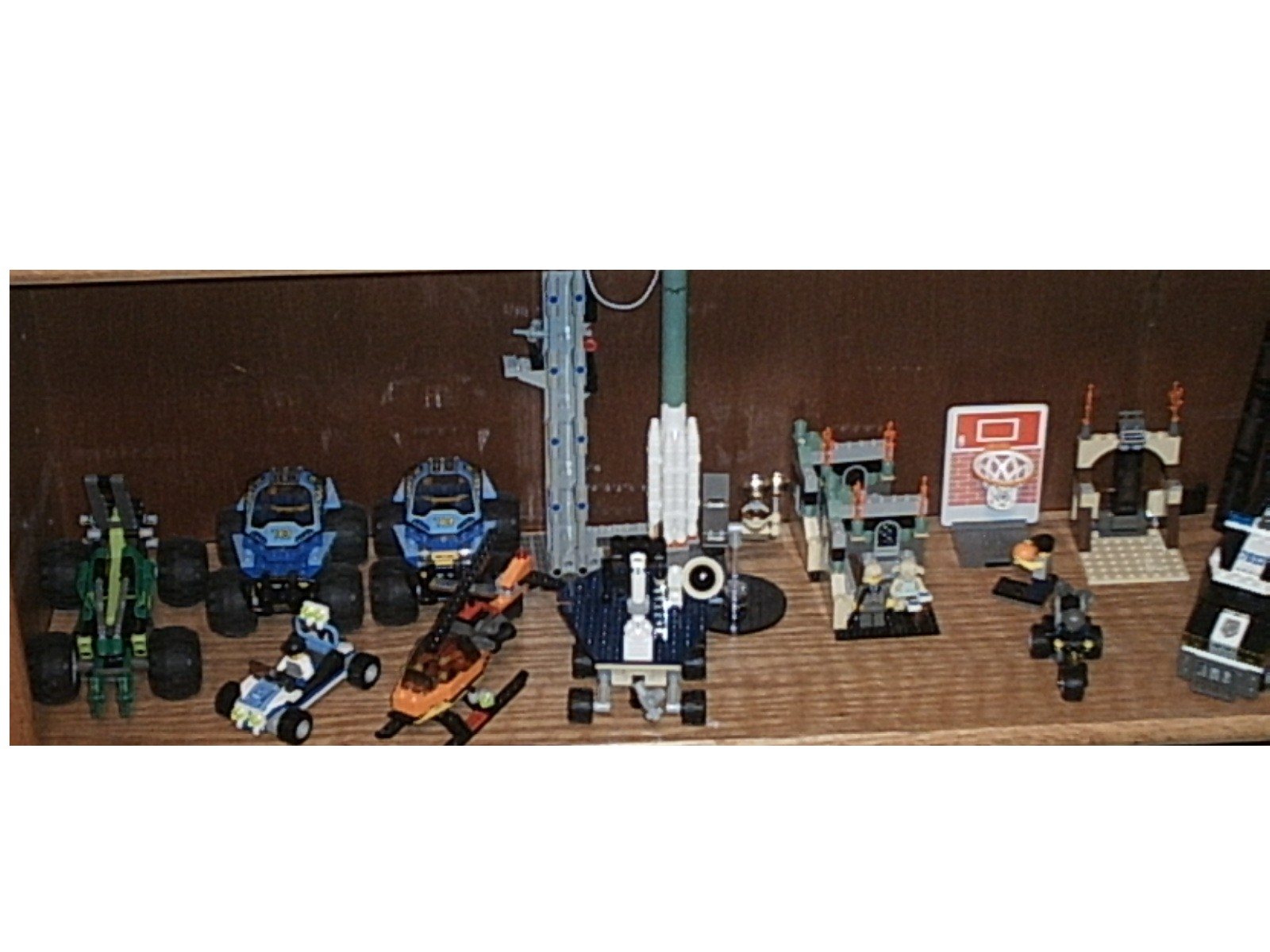 100shelf.jpg
