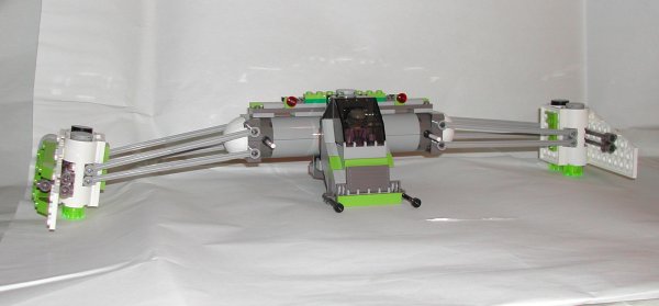 mylegospacethingy001.jpg