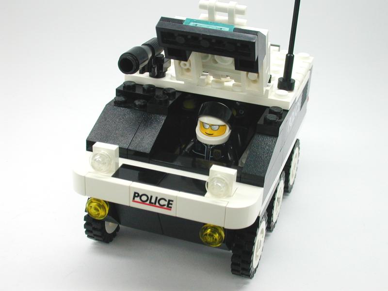 police_apc3.jpg