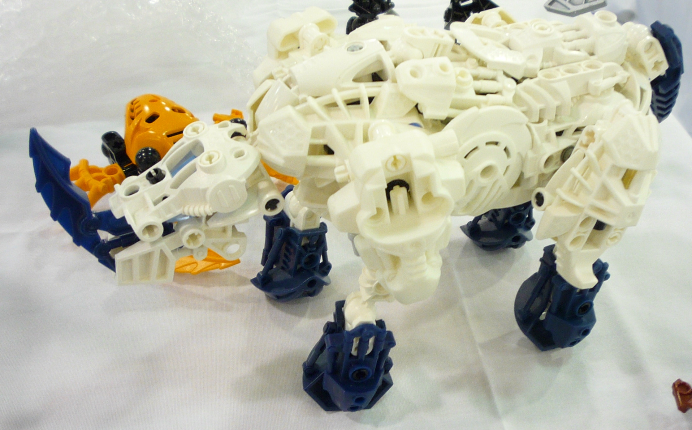legomans_rhino.jpg