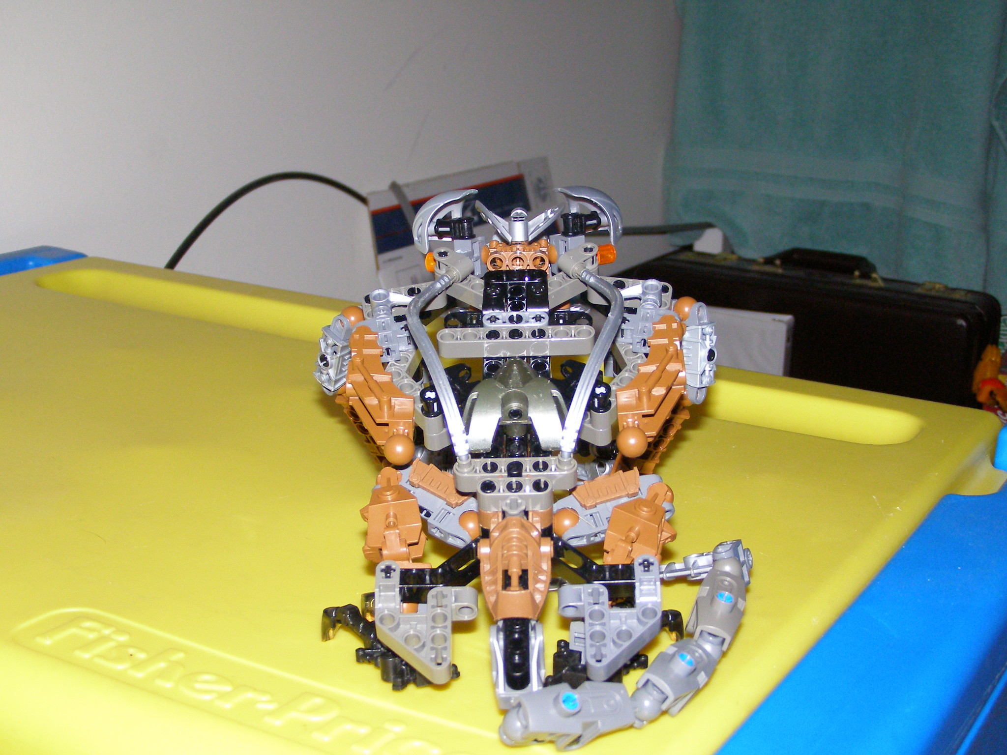 pb301885.jpg