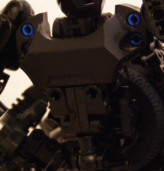 arachnomecha_torso_close_up.jpg
