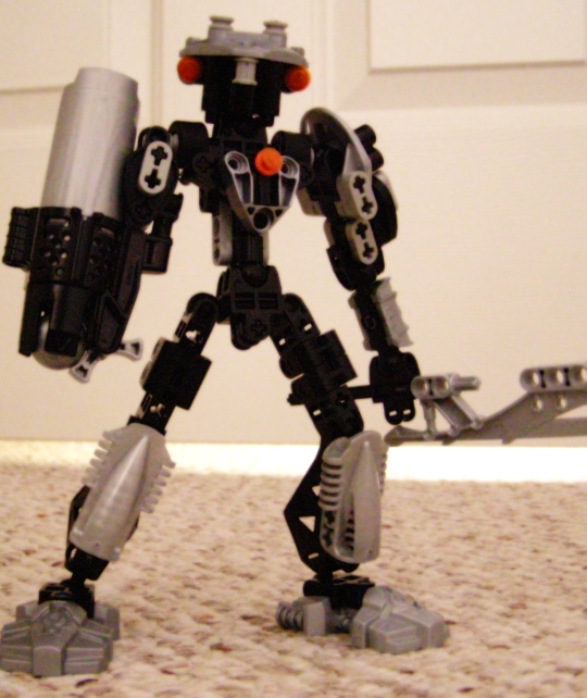 mini_robo_robo_front_2.jpg