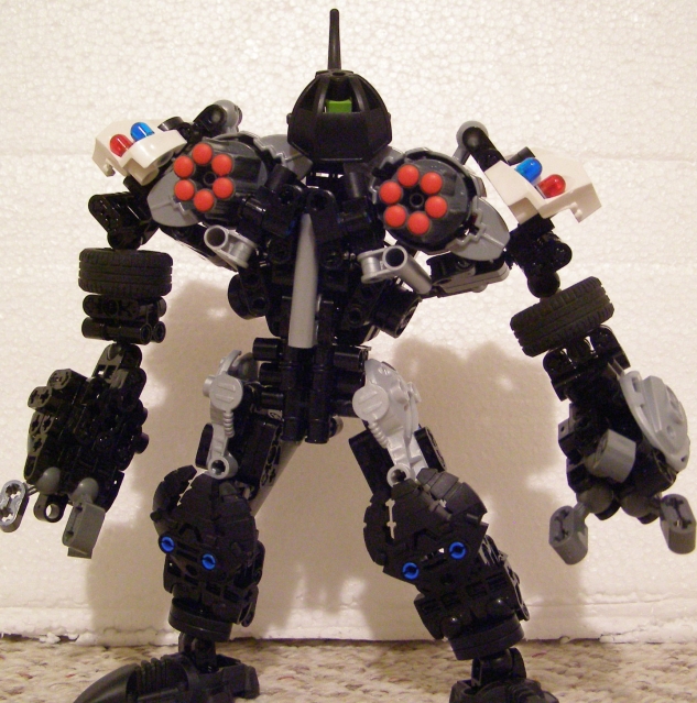 robocop_a-13_pose1.jpg