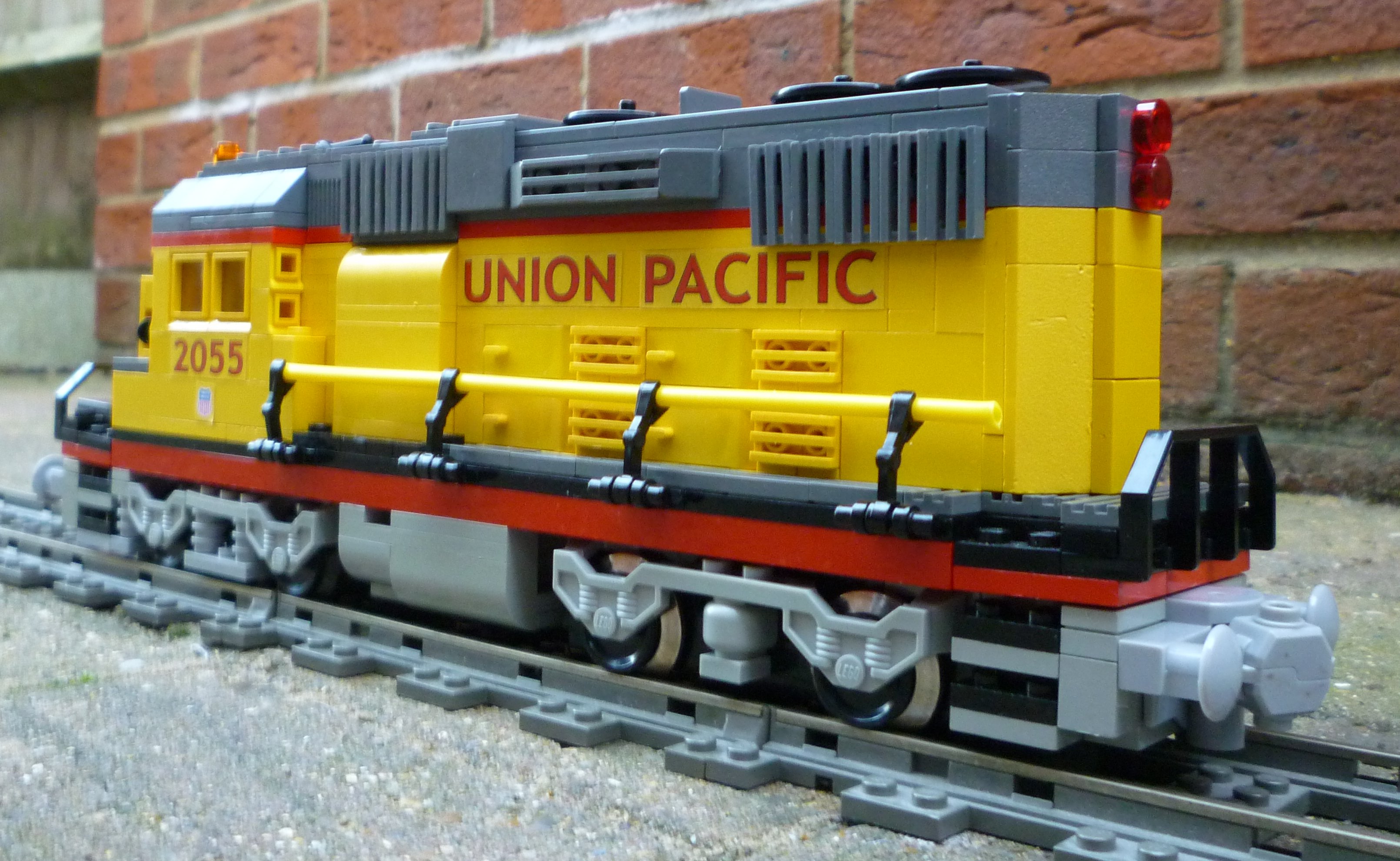 union-pacific-gp-38-4.jpg