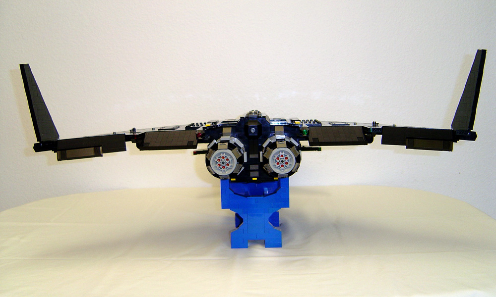 08_xb202_on_stand.jpg