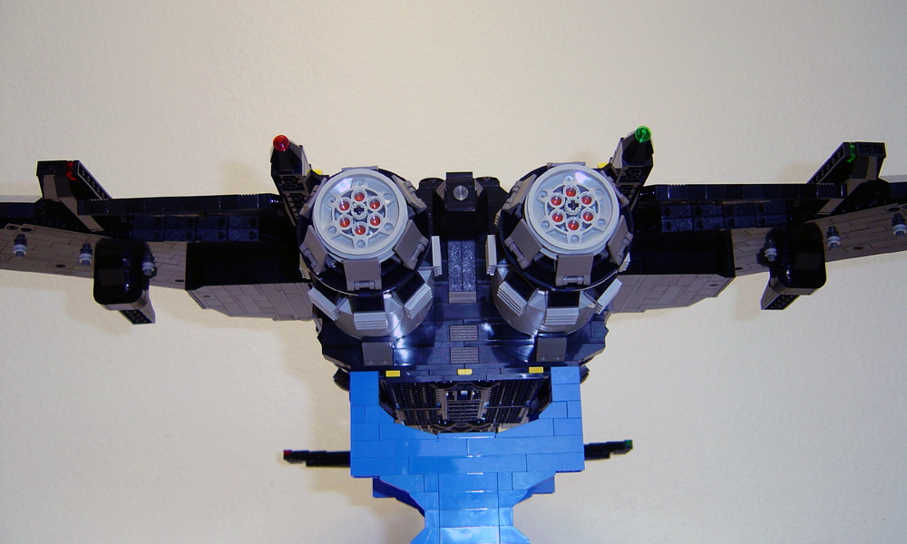09_xb202_on_stand.jpg