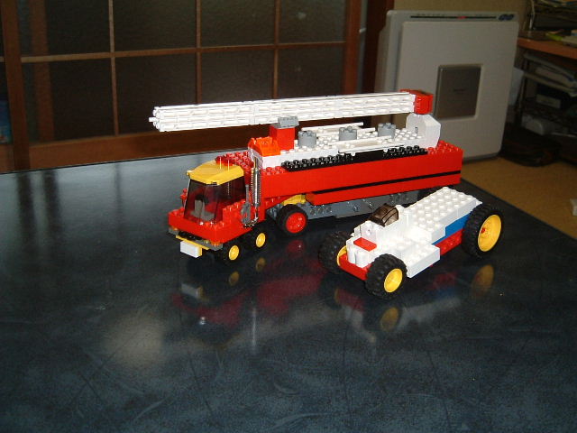 lego2004_0801aj.jpg
