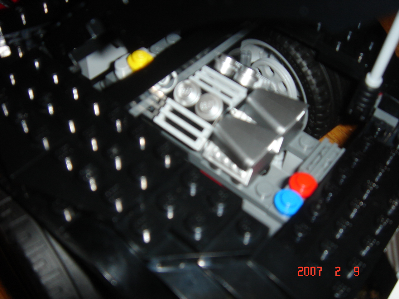 4896_engine_side.jpg