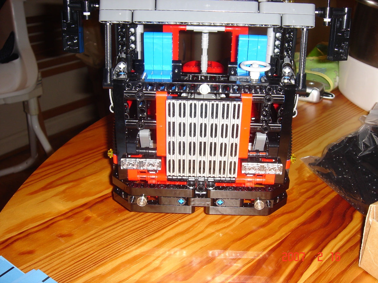 8285_rig_front.jpg